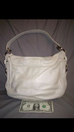 Large Coach leather purse- No.C1020-F14707