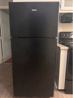 Black,  Hot point