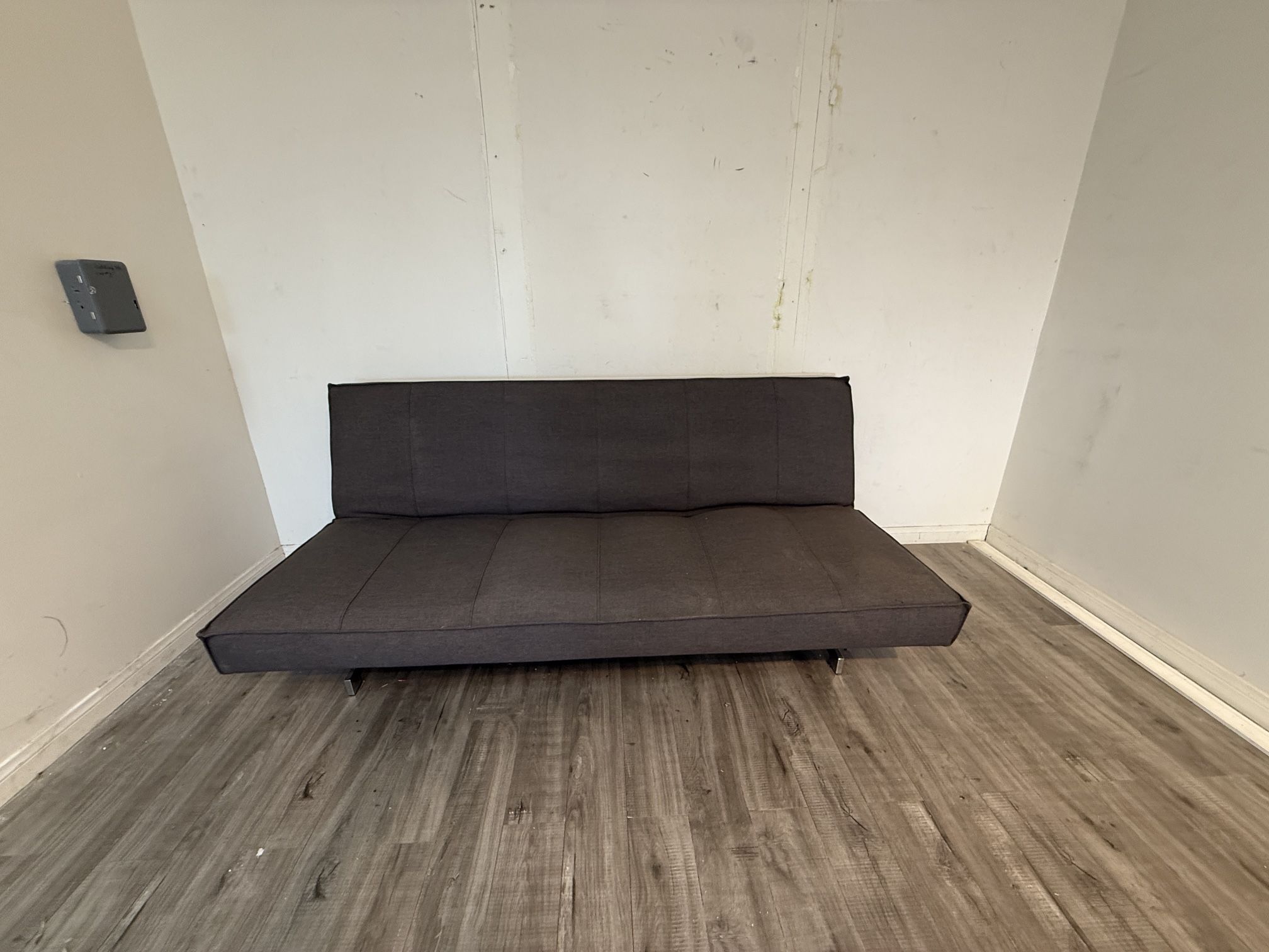 SOFA BED / FUTON