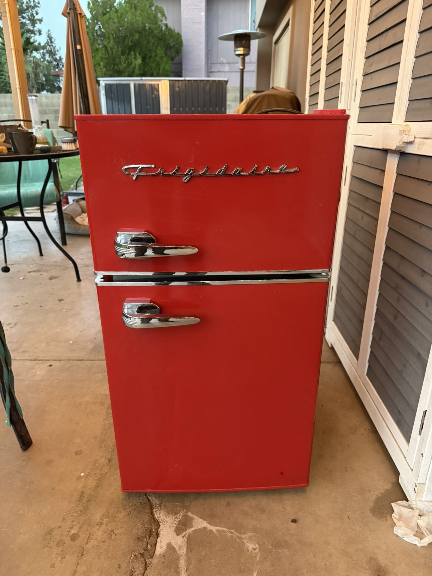 Frigidaire Mini Fridge