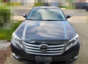 2011 Toyota Avalon