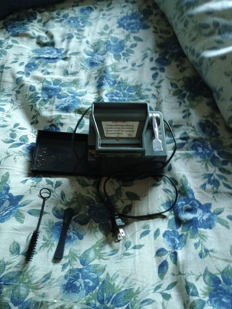 Powermatic II Cigarette Roller