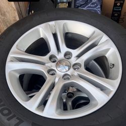 Dodge Charger Stocks Tires 