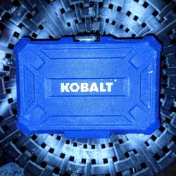 Brand New Kobalt Universal Ratchet/Socket Set