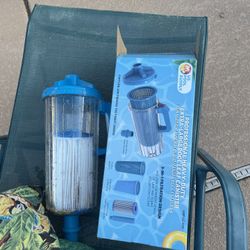 Pool Leaf Canister 