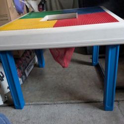 Lego Table With Center Netting To Hold Legos.