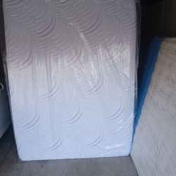 Mattress….Queen  size mattress, New,  Gel Memory Foam, plastic sealed, beautiful soft  cover, I have all sizes mattress 