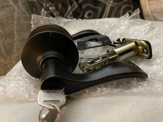 Bedroom/Front Door Handle Keyed (Bronze Finish)