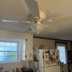 White Ceiling Fan W/ Light