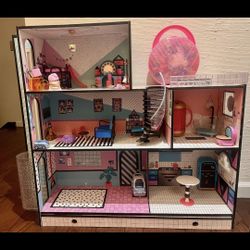 LOL Dollhouse With Furniture and LOL Dolls