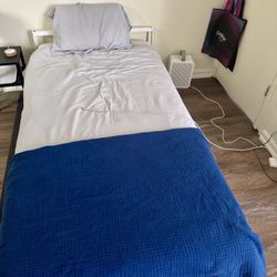 Twin Memory Foam Mattress 