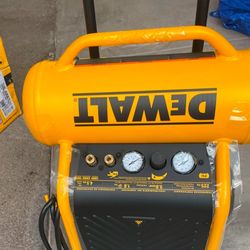 DEWALT 4.5 Gal. Portable Electric Air Compressor