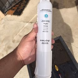 New Water Filter Whirlpool Refrigerator 