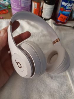 Beats Studio Over-Ear Headphones White