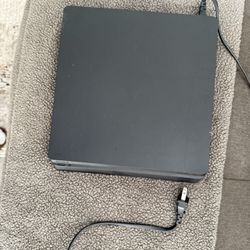 PS4 Slim