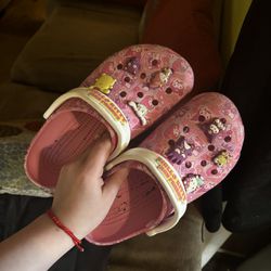 Hello Kitty Crocs 