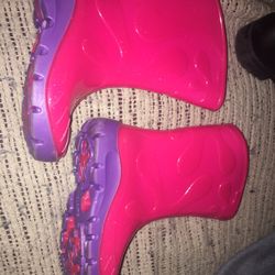 New Kids Boots Size 10 Only $10 Firm