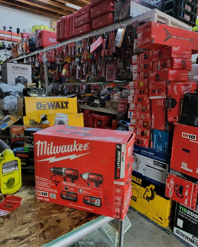 Milwaukee M18