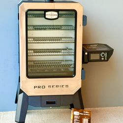Brand new Pit Boss 6 Series Pro Elite 1529-Sq. in Stainless Steel Pellet Smoker