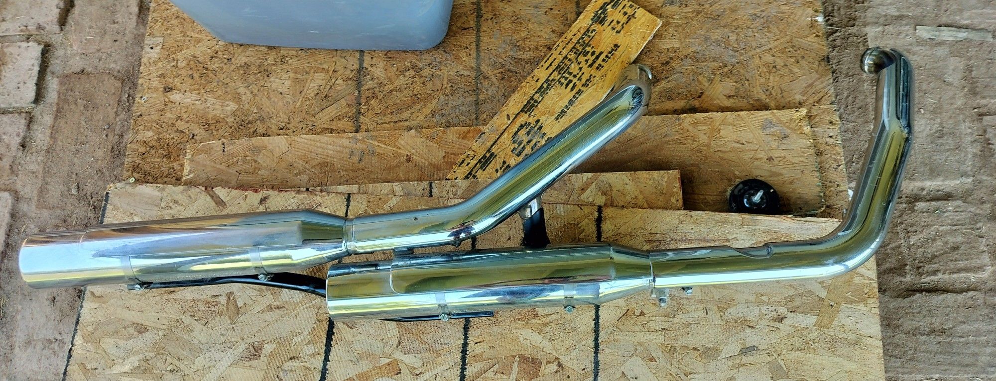 HARLEY DAVIDSON DYNA FXD EXHAUST SYSTEM