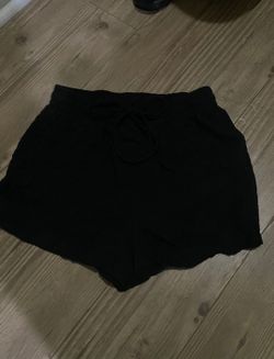 Forever 21 black Shorts size Small