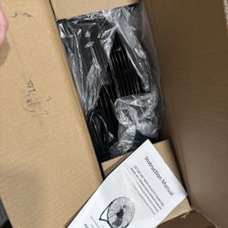 Simple Deluxe 18” Fan 