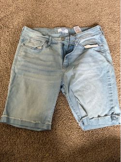 Women’s mid length shorts