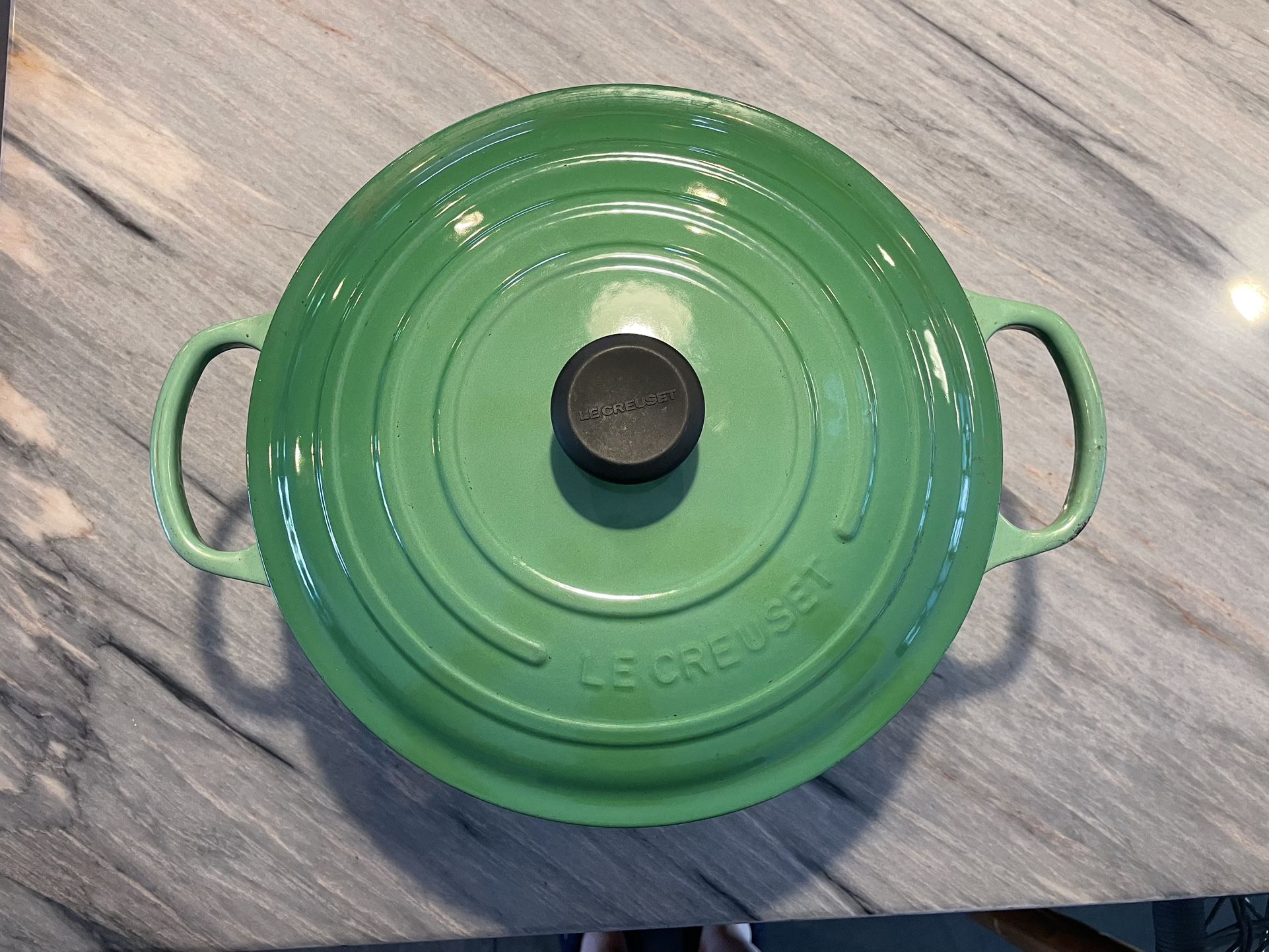 Le Creuset 9 Qt Size 30 Apple Green