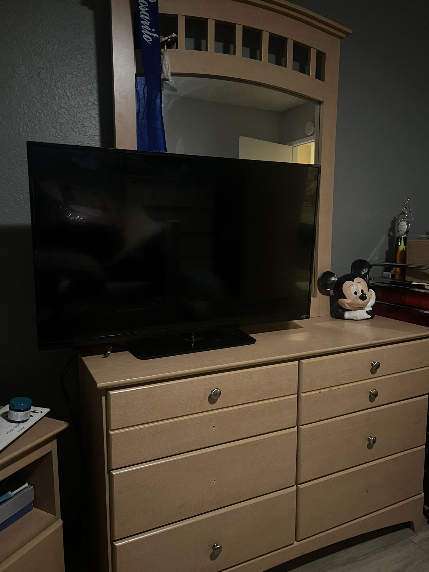 Perfect Condition Dresser & Night Stand