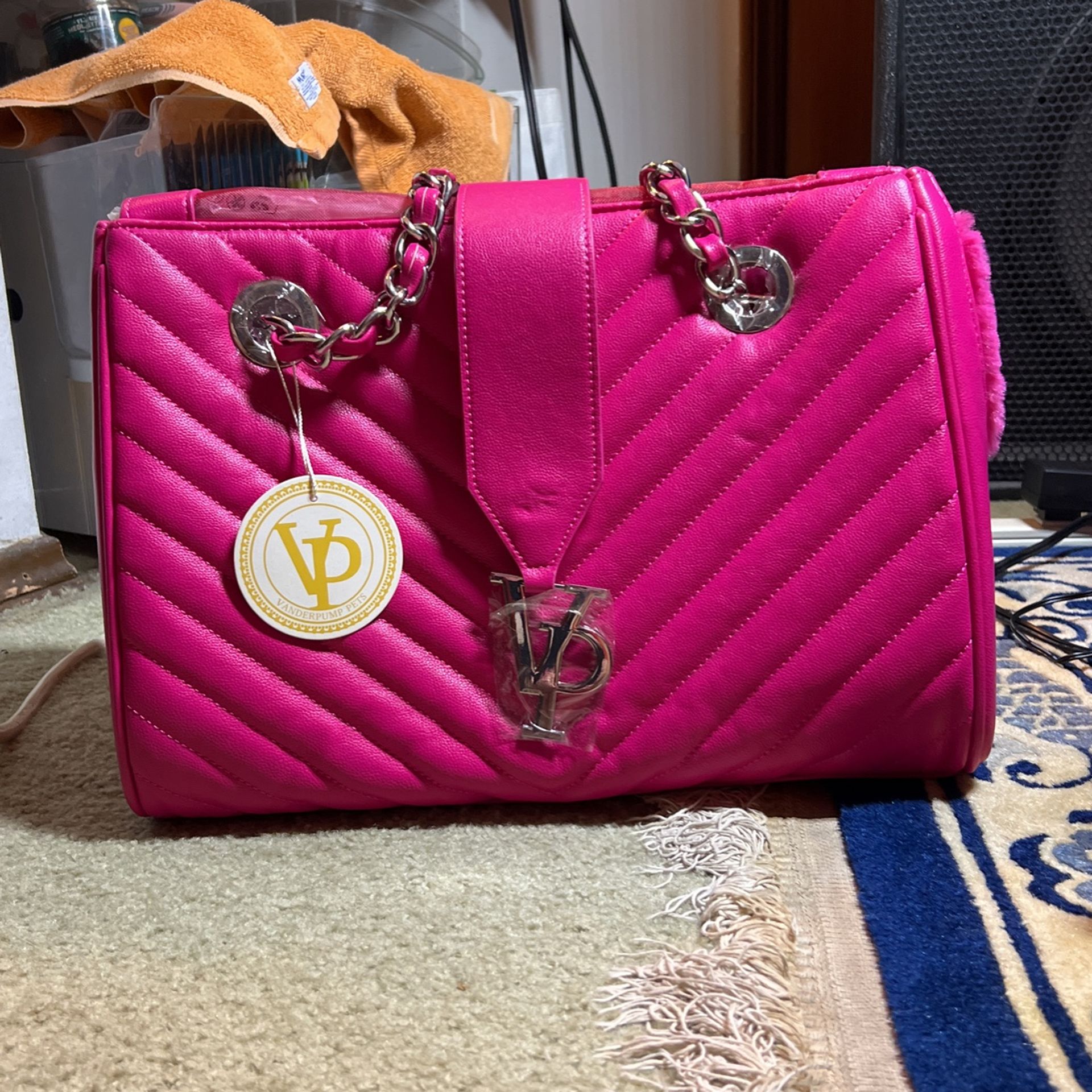 VP PINK PET SHOULDER CARRIER