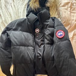 Canada Goose Arctic Program Black Down Parka Jacket with Fur Hood - Mens Medium - Made in Canada 