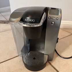 Keurig B70 Platinum Gourmet Single-Cup Home Brewing System