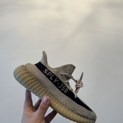 Yeezy 350 Slate Size 7.5
