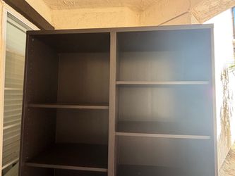 Black shelf In good shape just a bit lifting on the bottom.