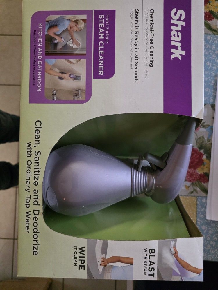 Shark Steamer 