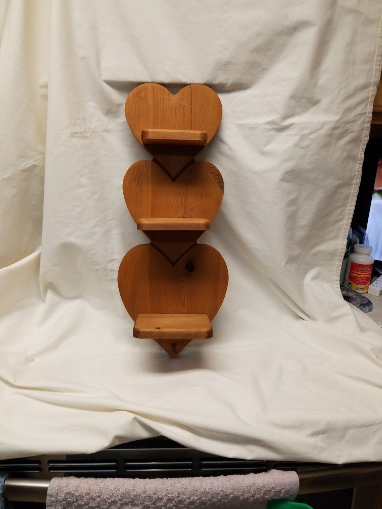 Vintage 3 Tier Heart Shelf With Peg Hanger