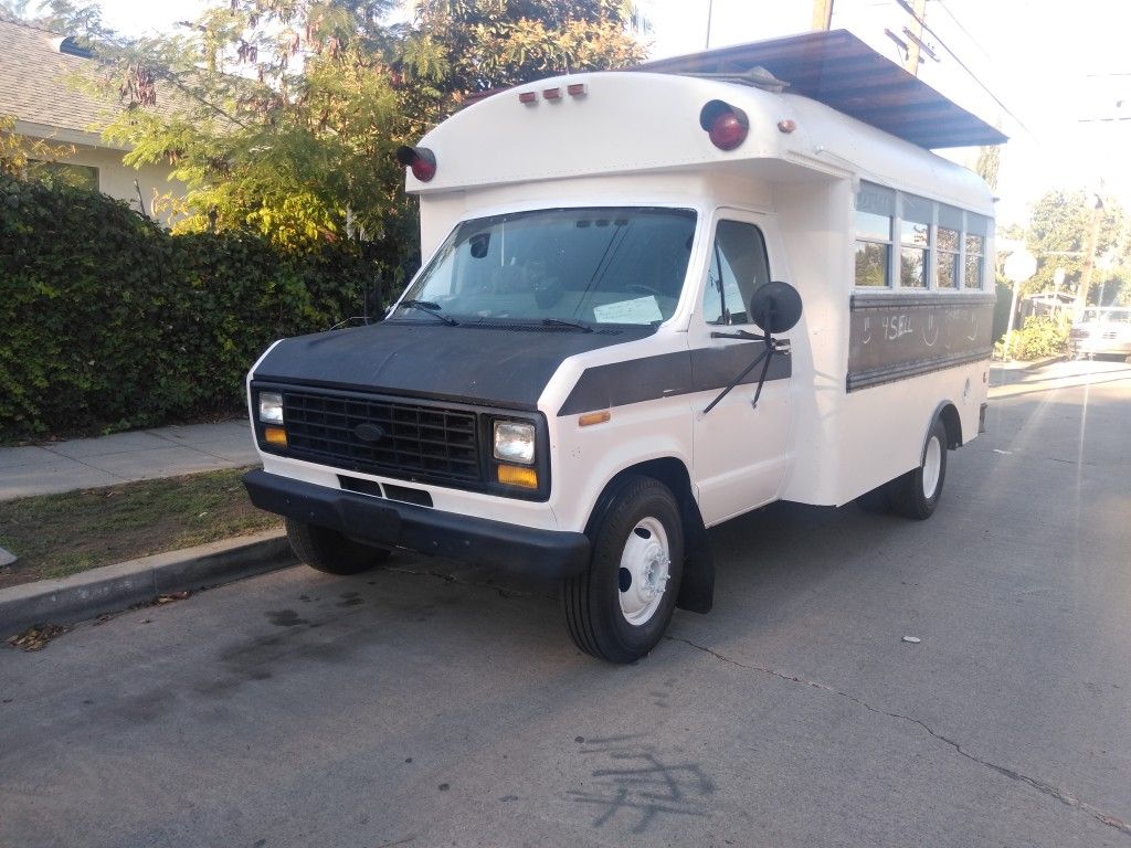 1987 Ford Econoline