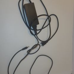 NEEWER Power Supply Model: NW-150400D1 100-240V 50/60Hz 1.6A Max 15.0 V 4.0A (I-F3)