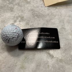 Michael Jordan Autograph Golf Ball w/ authenticity
