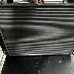 2000–2002 Mercedes-Benz E 55 radiator new