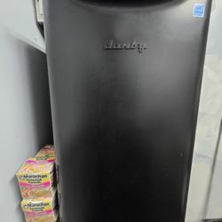 Mini Refrigerator (MAKE ME AN OFFER)