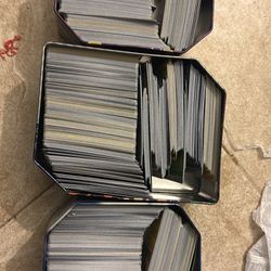 Bunch of pokemon cards