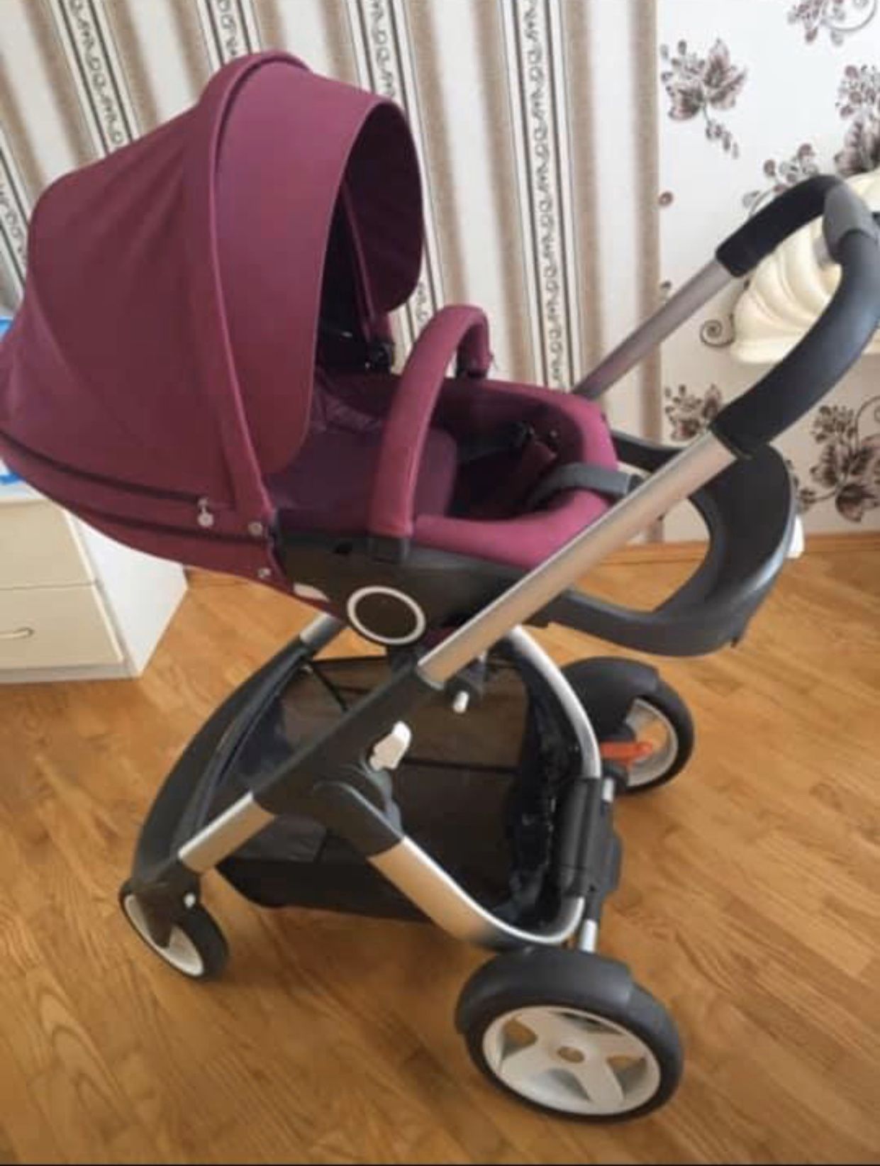 Baby stroller ( Stoke)