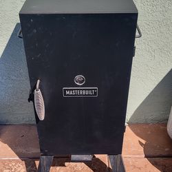 Masterbuilt Electric Smoker