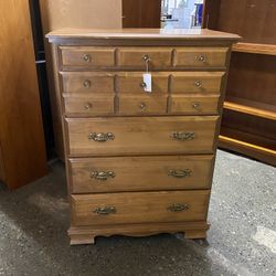 Small Bedroom 5 Drawer Dresser for Sale in Bellevue WA OfferUp