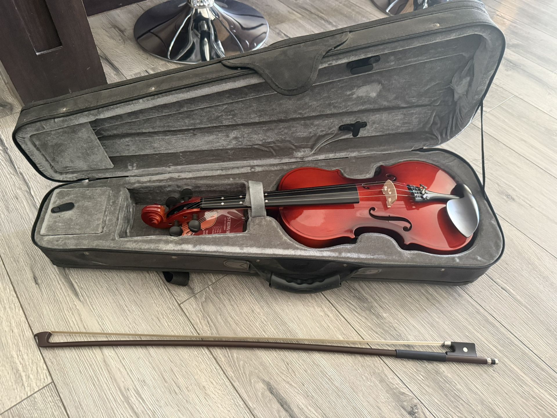 Eaststar Violin