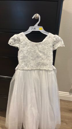 Girls White Lace Formal Dress Size 7/8