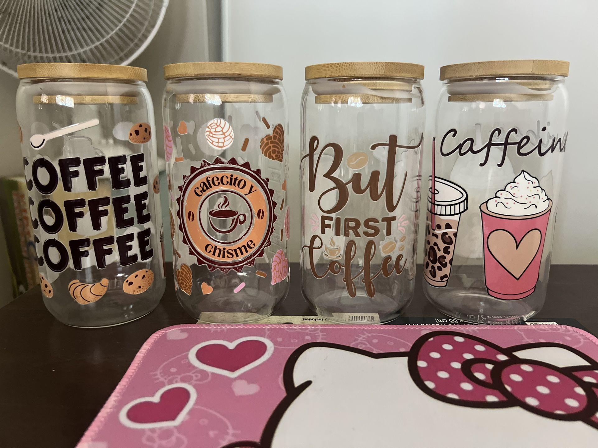 Custom Cups 🤍