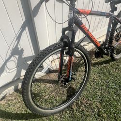 Mountain Bike 