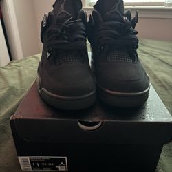 Jordan 4 Black Cats (2025)